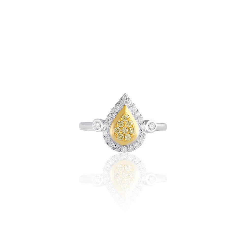 Pear Shape Diamond Ring